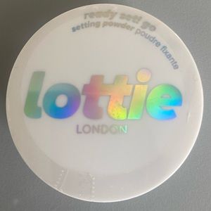 Lottie True Translucent Setting Powder